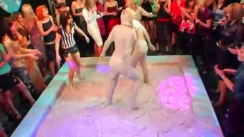 Dionne Darling vs. Christina Lee Screencap 52 on www.sinx.com