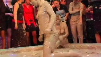 Dionne Darling vs. Christina Lee Screencap 69 on www.sinx.com