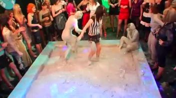 Dionne Darling vs. Christina Lee Screencap 71 on www.sinx.com