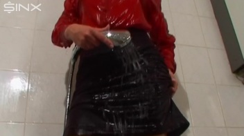Babe Drenches Her Clothed Body In Water Screencap 17 on www.sinx.com