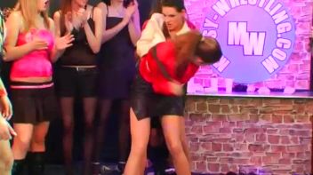 Kia Winston vs. Anita Queen Screencap 10 on www.sinx.com