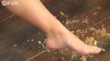 Brunette Babe Crushes Food And Licks Toes Screencap 57 on www.sinx.com
