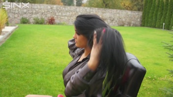 Cumshot Surprise For Hair Brushing Teen Screencap 5 on www.sinx.com