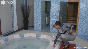 Fully Clothed Hot Tub Hotness Screencap 1 on www.sinx.com