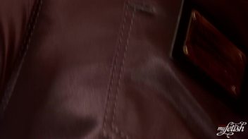 Catfighting Lesbos Become Friends Screencap 37 on www.sinx.com