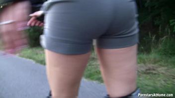 Welli Still A Slut On Wheels Screencap 7 on www.sinx.com