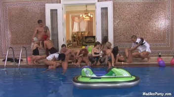 Pussy Mansion Part 2 Screencap 10 on www.sinx.com