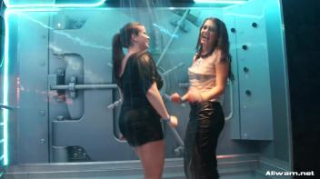 Soaking Wet Sexy Dancing Screencap 26 on www.sinx.com