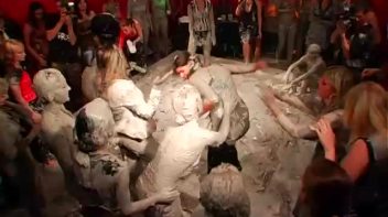 From Satin Queens To Muddy Dogs! Screencap 88 on www.sinx.com