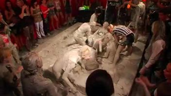 From Satin Queens To Muddy Dogs! Screencap 64 on www.sinx.com