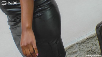 Sexy Heeled Babes Cover Each Other In Oil Screencap 69 on www.sinx.com