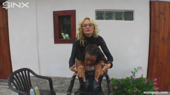 Sexy Heeled Babes Cover Each Other In Oil Screencap 76 on www.sinx.com