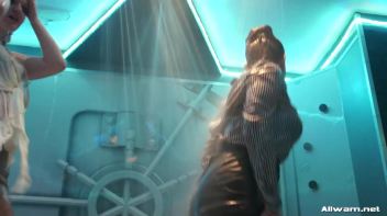 Shower Showdown! Screencap 27 on www.sinx.com