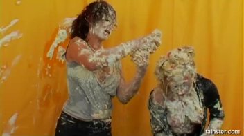Pie Fight! Screencap 65 on www.sinx.com