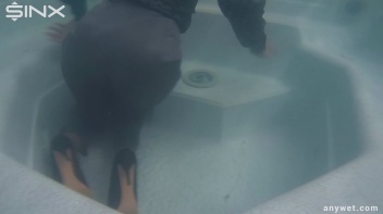 Fully Clothed Hot Tub Hotness Screencap 45 on www.sinx.com