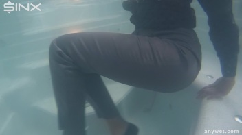 Fully Clothed Hot Tub Hotness Screencap 63 on www.sinx.com