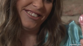 Special Strap-On Delivery Is a Game Changer! Screencap 13 on www.sinx.com