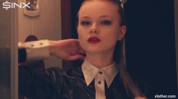 Coy Cuties Sexy Sudsy Shower Screencap 43 on www.sinx.com