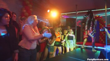 Party Hardcore Gone Crazy Vol. 36 Part 1 - Cam 1 Screencap 50 on www.sinx.com
