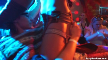 Party Hardcore Gone Crazy Vol. 36 Part 1 - Cam 1 Screencap 80 on www.sinx.com