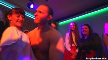 Party Hardcore Gone Crazy Vol. 36 Part 1 - Cam 1 Screencap 10 on www.sinx.com