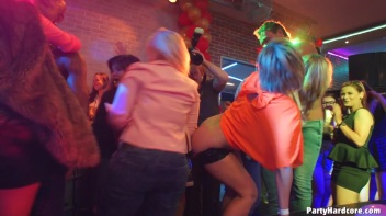 Party Hardcore Gone Crazy Vol. 36 Part 1 - Cam 1 Screencap 14 on www.sinx.com