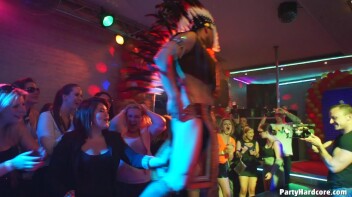 Party Hardcore Gone Crazy Vol. 36 Part 1 - Cam 1 Screencap 49 on www.sinx.com