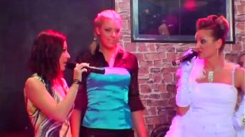 Teeny Bikini Mud Pit Battle Screencap 10 on www.sinx.com