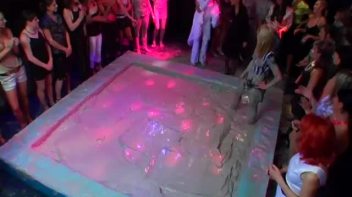 Teeny Bikini Mud Pit Battle Screencap 5 on www.sinx.com