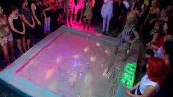 Teeny Bikini Mud Pit Battle Screencap 7 on www.sinx.com