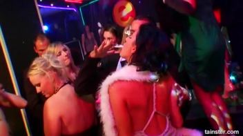 Pussy Casino Part 1 - Cam 2 Screencap 108 on www.sinx.com