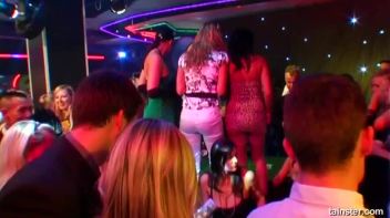 Pussy Casino Part 1 - Cam 2 Screencap 42 on www.sinx.com