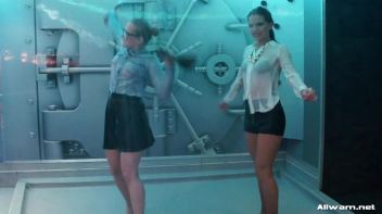 Bloused And Doused Screencap 15 on www.sinx.com