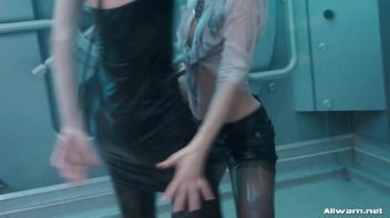 Bloused And Doused Screencap 30 on www.sinx.com