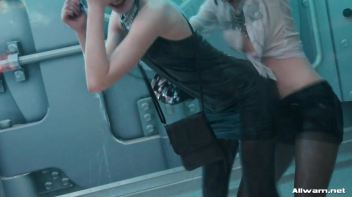 Bloused And Doused Screencap 31 on www.sinx.com