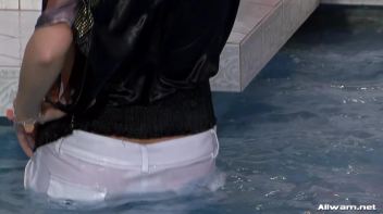 Bitchy Bride To Be In Wetlook Catfight Screencap 84 on www.sinx.com