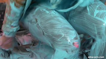 Eurobabe Painting 101 Screencap 92 on www.sinx.com