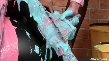 Eurobabe Painting 101 Screencap 33 on www.sinx.com