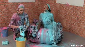 Eurobabe Painting 101 Screencap 77 on www.sinx.com