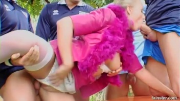 Sabrina White Gets Wet Screencap 52 on www.sinx.com