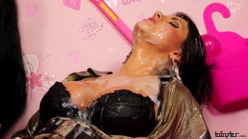 Beautiful Curves Blasted In Cum! Screencap 36 on www.sinx.com