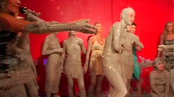 Teeny Bikinis In The Mud Pit Screencap 84 on www.sinx.com