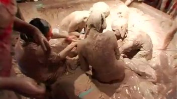 Teeny Bikinis In The Mud Pit Screencap 97 on www.sinx.com