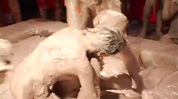 Teeny Bikinis In The Mud Pit Screencap 19 on www.sinx.com