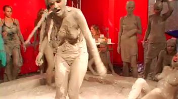 Teeny Bikinis In The Mud Pit Screencap 51 on www.sinx.com