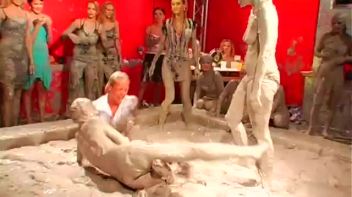 Teeny Bikinis In The Mud Pit Screencap 56 on www.sinx.com