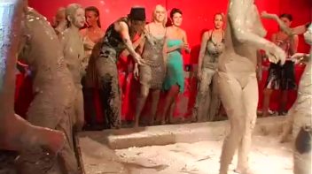 Teeny Bikinis In The Mud Pit Screencap 57 on www.sinx.com