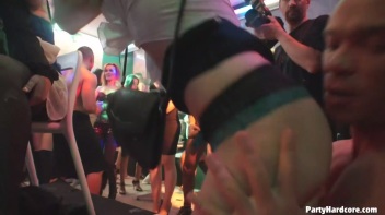 Party Hardcore Gone Crazy Vol. 32 Part 5 - Cam 3 Screencap 25 on www.sinx.com
