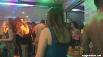 Party Hardcore Gone Crazy Vol. 32 Part 5 - Cam 3 Screencap 34 on www.sinx.com