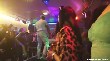Party Hardcore Gone Crazy Vol. 32 Part 5 - Cam 3 Screencap 42 on www.sinx.com